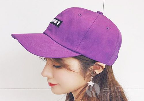紫色帽子.jpg