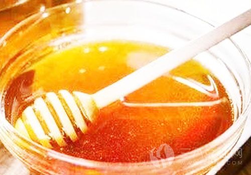 红糖蜂蜜面膜的做法