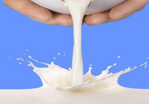 牛奶美白的方法有哪些