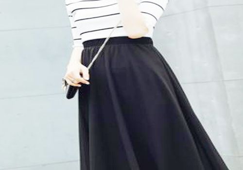 黑色半身網紗裙搭配 輕鬆玩轉性感時髦風