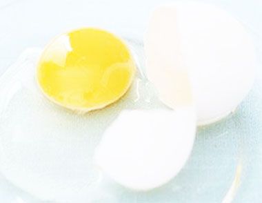 鸡蛋面膜功效 自制鸡蛋面膜的方法