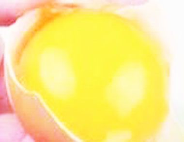 蛋黃純牛奶麵膜的功效 使用蛋黃純牛奶麵膜的注意事項