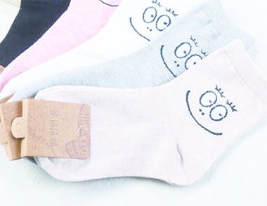 粉色鞋搭配什麼襪子 什麼襪子可愛又時髦