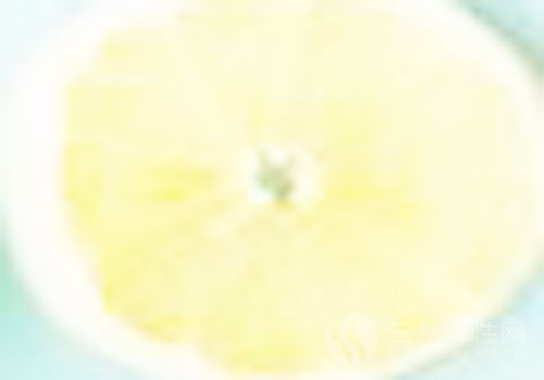 柠檬汁与压缩面膜