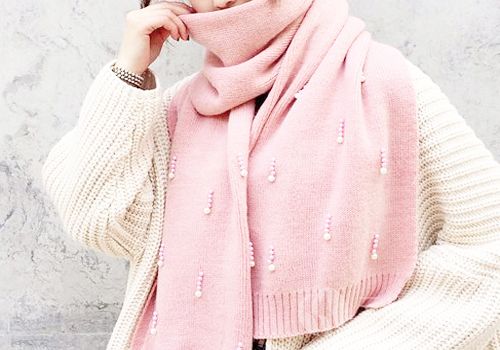 茱萸粉色围巾