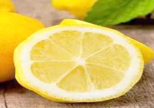 使用柠檬时要注意什么 柠檬的功效与作用