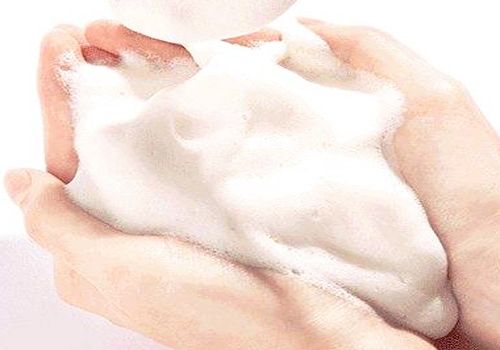 適合幹性皮膚的洗麵奶 幹性皮膚的原因有哪些