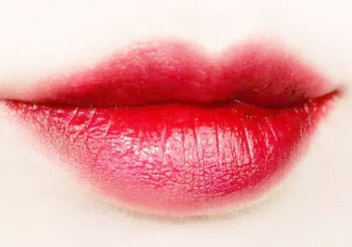 唇釉唇膏和口紅的區別 怎樣判斷口紅的好壞