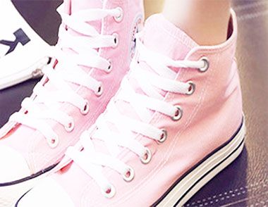 粉色鞋配什么颜色袜子