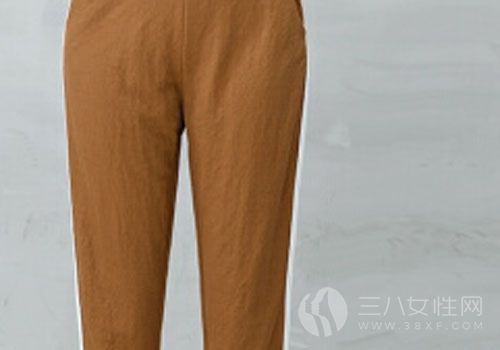 浅棕色裤子