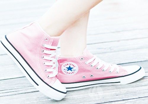 粉色的鞋