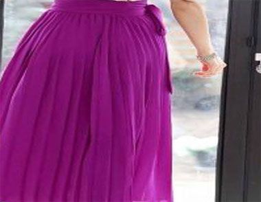 紫色半身裙搭配什么好看