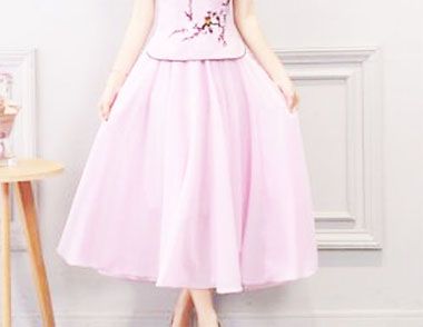 漢元素粉色長裙怎麼搭配