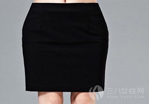 黑色包臀短裙