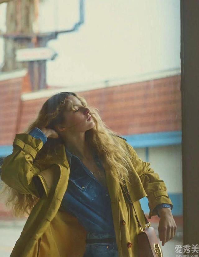 这几套穿衣打扮可以 参考一下,不仅舒适还好看,让你越来越有人性化