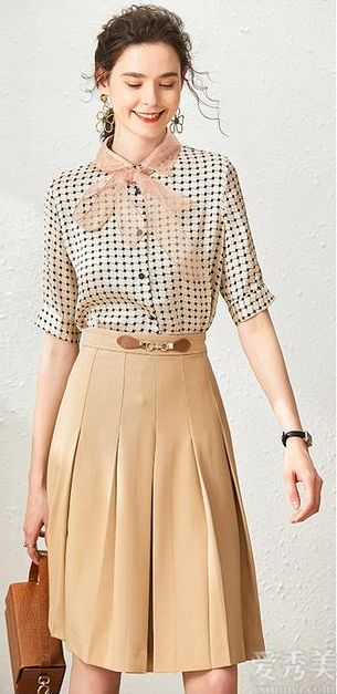 今年夏季那般穿衣打扮,让你超级变身变为刚入初入职场的杜拉拉