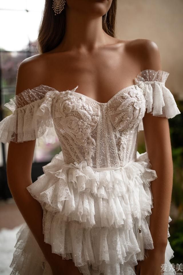 别老高跟鞋子了，选对平跟鞋，身高160cm秒变170cm