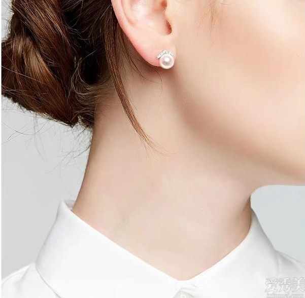 为什么别人戴耳环好看，本身却显庸俗？款式的挑选很重要