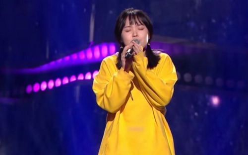 中国新声音2019李凡一连帽卫衣哪个品牌 中国新声音2019李凡一连帽卫衣要多少钱