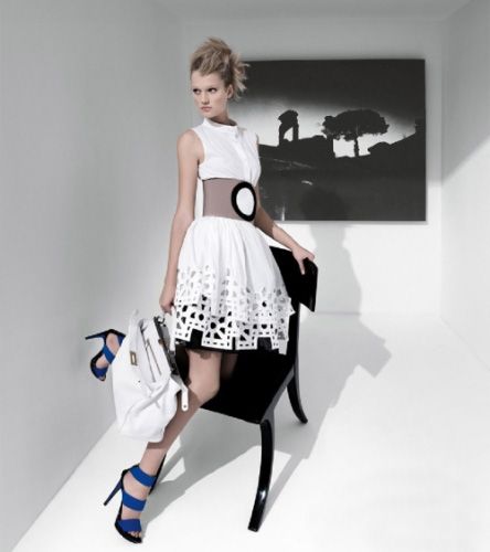 Fendi 2010年春夏季顶尖皮具现身