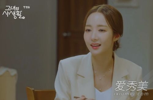 她的私生活朴敏英颈链是什么牌子要多少钱 她的私生活朴敏英品牌珠宝公布