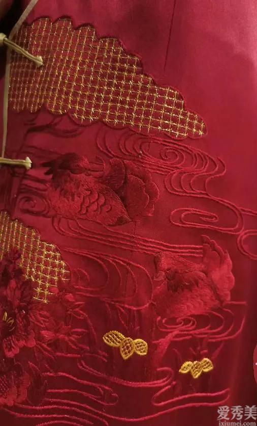 中式婚礼的晚礼服旗袍款式有什么？