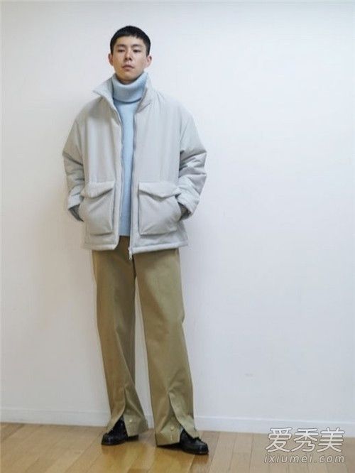 男生冬天保暖与质感兼具的造型，就用3款百搭毛衣来搭配！