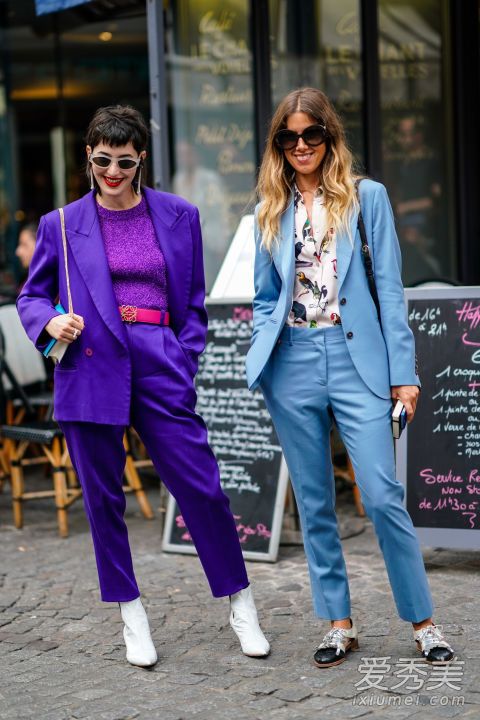 紫色风潮来袭 看街头名人们如何驾驭2018年度流行色紫外光