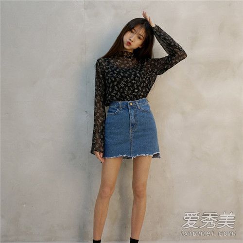 怎么把透视装穿得美美却又不会过于裸露?韩妞示范4种搭配
