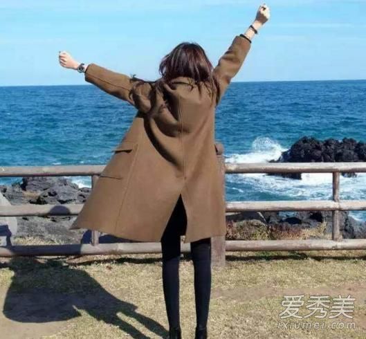 2017最新款毛呢大衣图片 大衣里面怎么搭好看