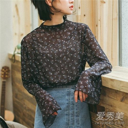 怎么把透视装穿得美美却又不会过于裸露?韩妞示范4种搭配