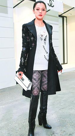 明星大获全胜毕代·苏兰赢得阿美