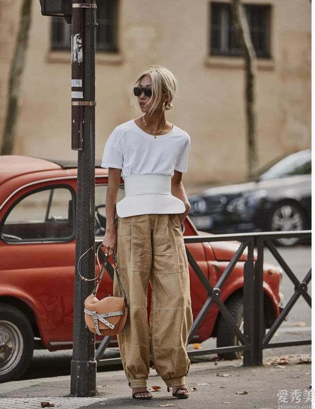 女孩喜欢什么裤子