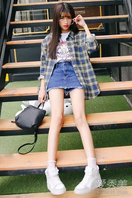矮个子女生穿什么裤子显高 秋季矮个女生穿什么裤子好看
