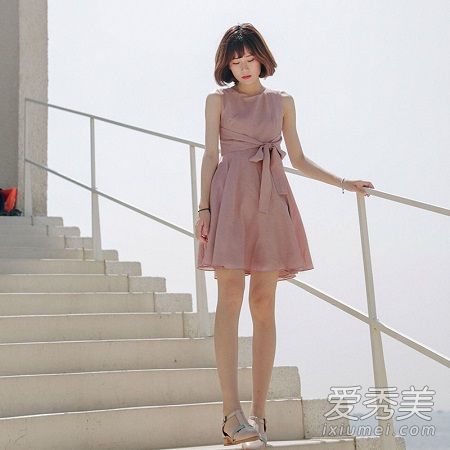 腰粗的女生穿什么裙子 适合腰粗的女生的衣服