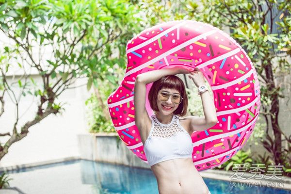 玩水才够青春！夏天去海边玩准备这些防水物品让你玩的更尽兴