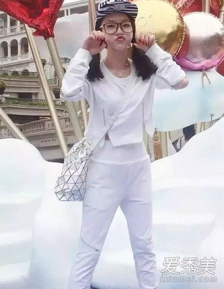矮个子女生穿什么裤子显高 秋季矮个女生穿什么裤子好看