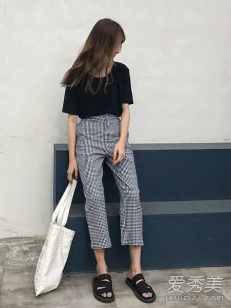 秋季格子襯衫怎麼穿好看 秋季格子褲配什麼衣服好看
