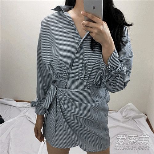 秋季衬衫怎么搭配 穿上长袖衬衫连衣裙回头率超高！