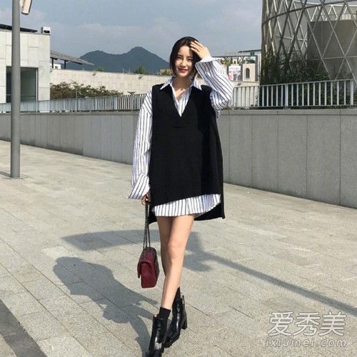 韩国小姐姐简约chic的初秋搭配 甜美又舒适！