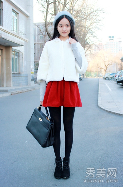 矮个女生冬季穿衣 短棉服配短裙显高