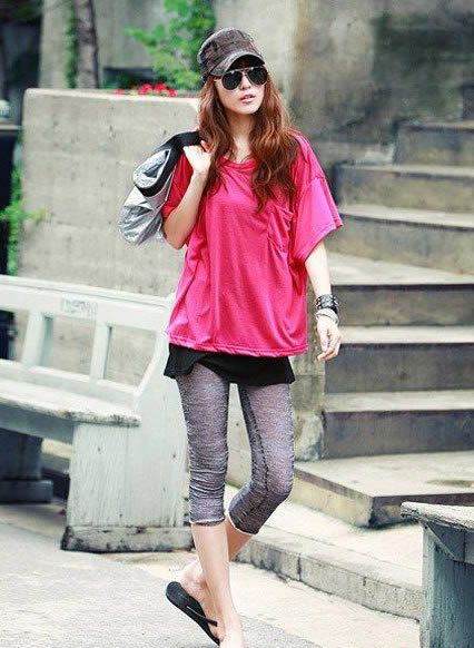 宽松t恤搭配技巧,简单时尚