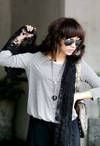 图案围巾打造初秋美人裙