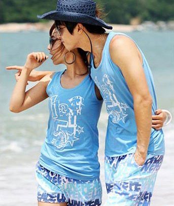 一对恋人生来就要出门，并采用配对的方法。