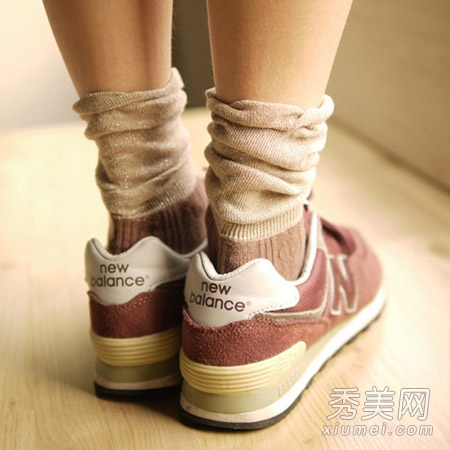 复古单鞋混搭堆堆袜 最IN日系风