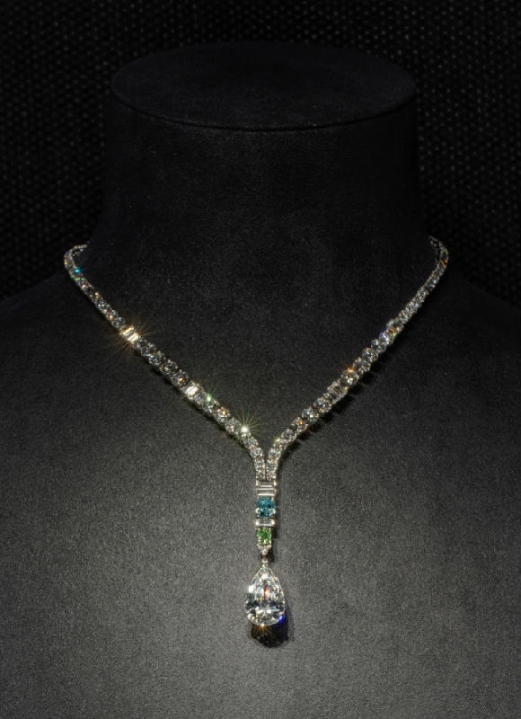 星河传奇 原石密语 卡地亚呈现全新MAGNITUDE高级珠宝展