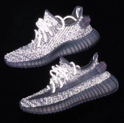 yeezy黑色满天星货量多少 yeezy黑色满天星发售价多少