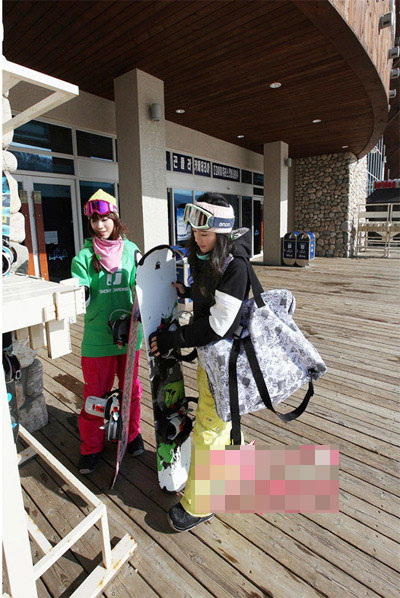 十款活力十足的滑雪装扮