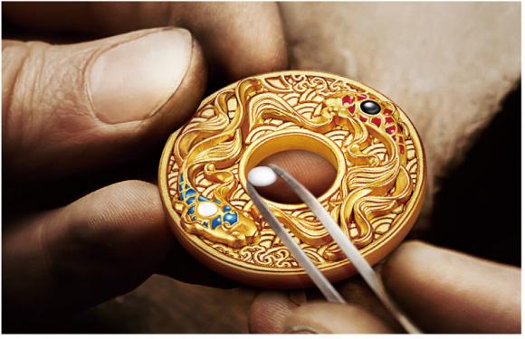 六桂福“福韵古法黄金”，从时尚潮流一窥东方千年之美