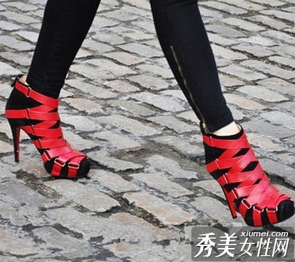 脚下的风景 巴黎达人时尚美鞋秀